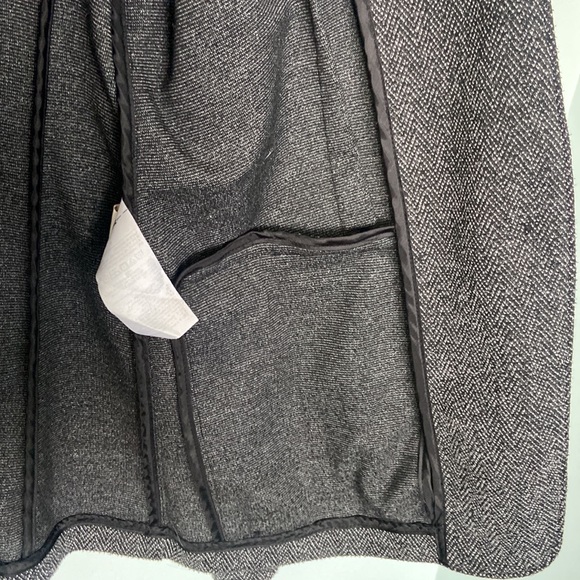 Banana Republic Herringbone Blazer Size S EUC - Picture 4 of 4